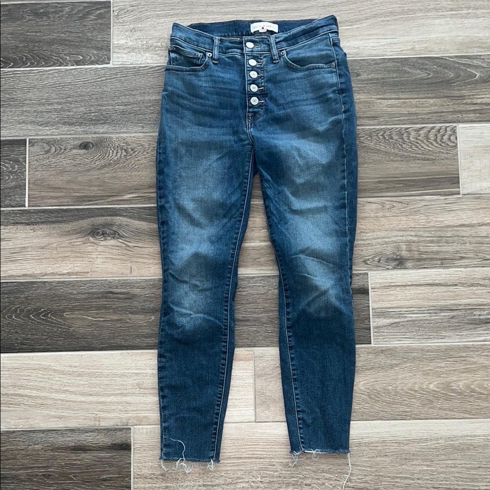 Lucky brand Sz 4/27 High Rise skinny Blue Jeans with Tapered Leg and Raw Hem